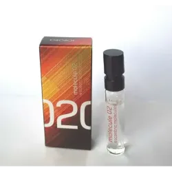 Escentric Molecules Molecule 02 hivatalos minta 2ml 0.07 fl. o.z.